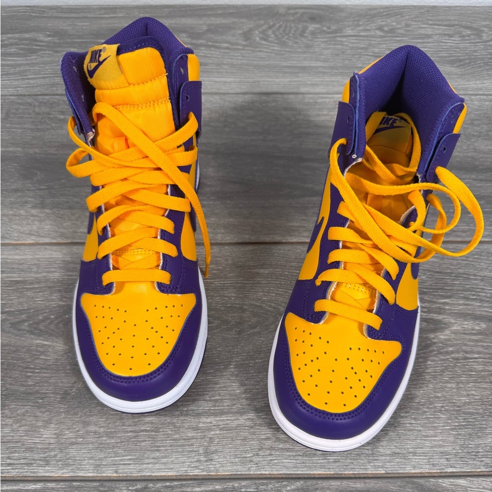 Lakers Dunks